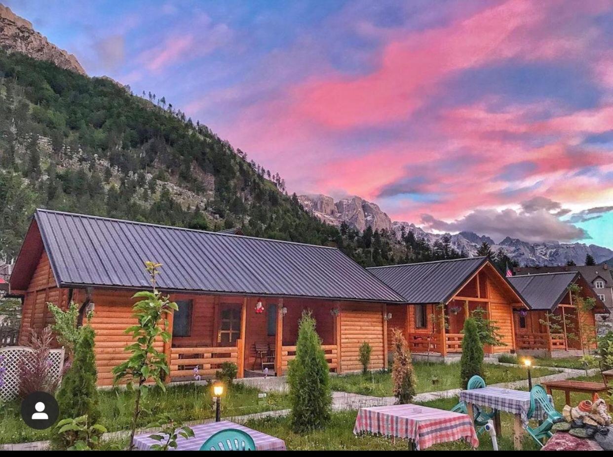 Villas-Freskia Valbona エクステリア 写真